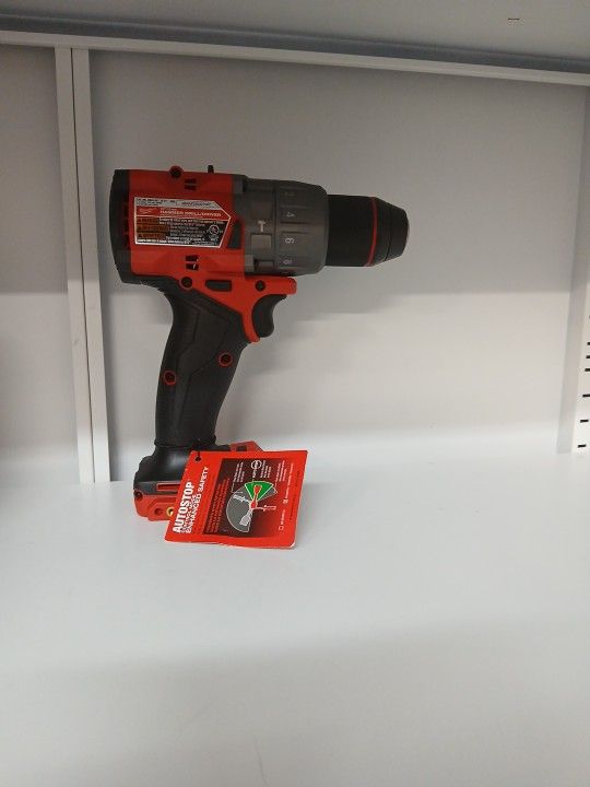 Milwaukee New M18 Fuel Brushless Hammer Drill Driver