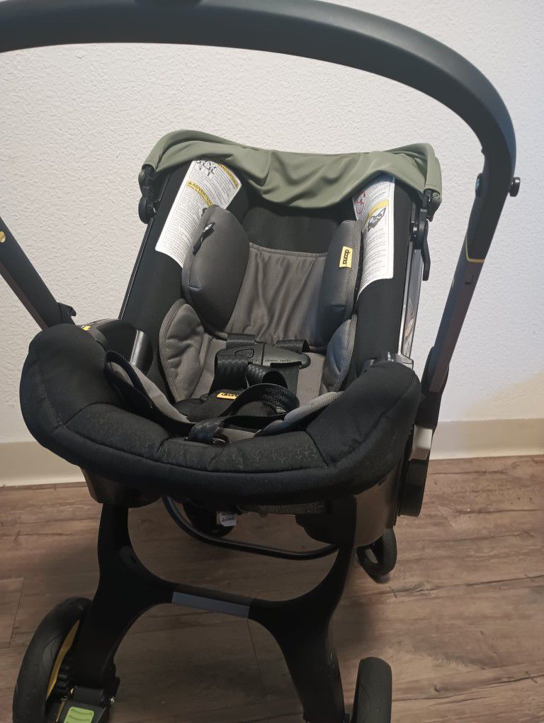 Doona Carseat And Stroller For Sale