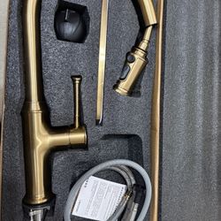 Brushed Bronze Kitchen Faucet with Pull Down Sprayer, Gold Single Handle Kitchen Sink Faucet, Faucet for Kitchen Sink 1 Hole and 3 Hole