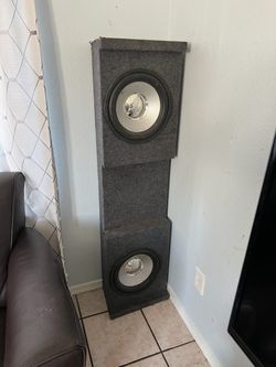 Dual Subwoofer tower