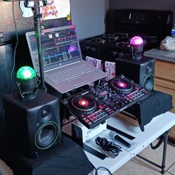 DJ Set Up 