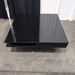 Modern Black Glossy Coffee Table with Metal Legs