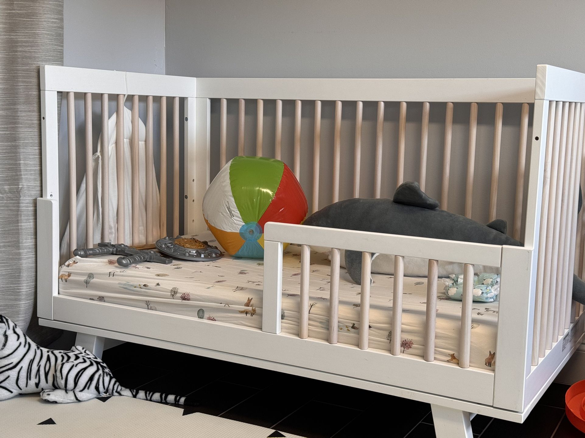 Toddler Bed/Crib 