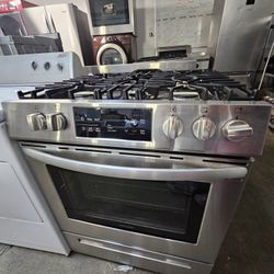 30" FRIGIDAIRE SLIDE IN 5 BURNER