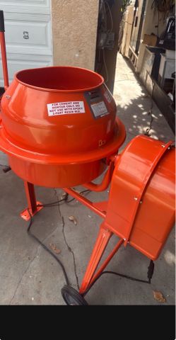 Portable cement mixer