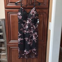 New Guess dress - Size 6