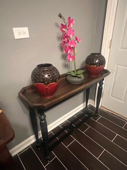 Console table