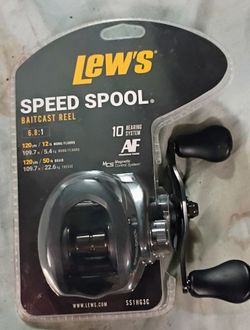 Lew's speed spool baitcaster