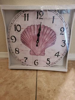 Beautiful wall clock, newStill