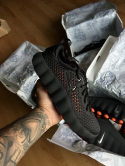 Nike Mind 002 Black Hyper Crimson