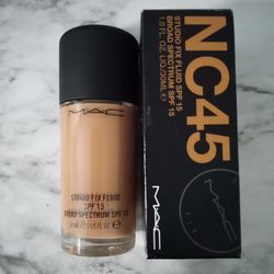 MAC Studio Fix Fluid NC45