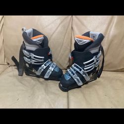 Ski Boots Mondo Size 24, Women’s 6