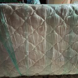 Mattress Plus Box Spring - Full Size