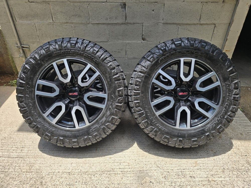 2022 GMC Sierra AT4 Wheels