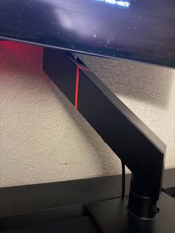 SecretLab Heavy Duty Monitor arm for low price!