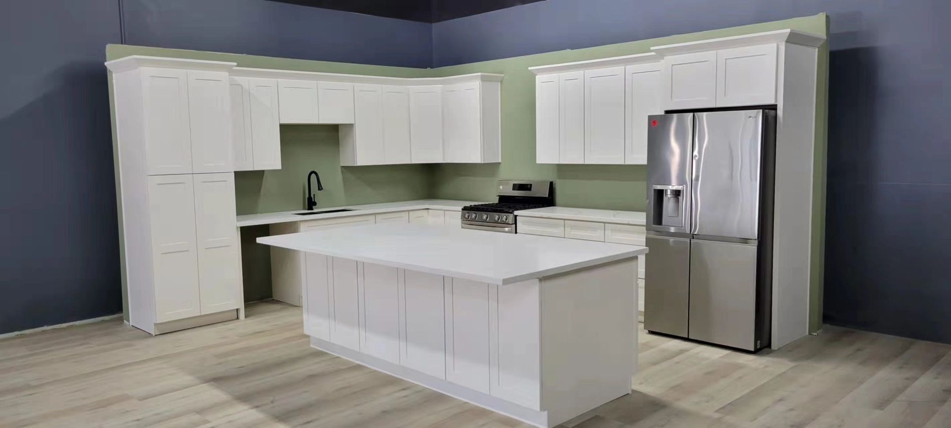 White Shaker Cabinet 