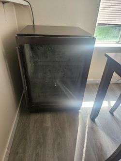 Beverage cooler Avalon 24" 140 can..