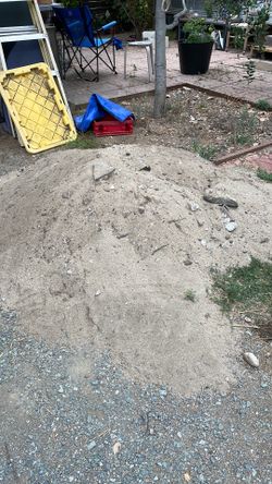 Free sand! Sand box! Construction! Take!