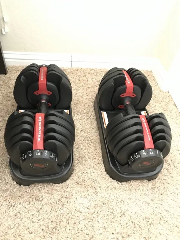 Bowflex Adjustable Dumbbells Pair Never Used (Selecttech 552) Up to 52.5 lbs each