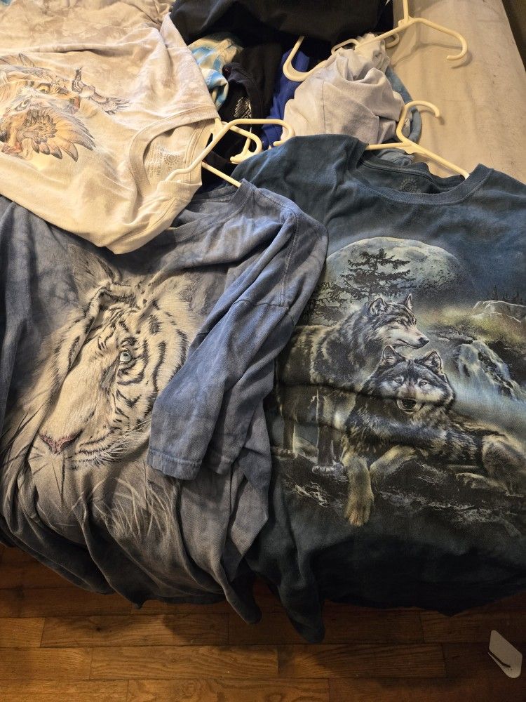 6 Mountain T Shirts Sells 50 A Piecce