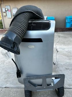 2 portable air conditioners/cooling & heating