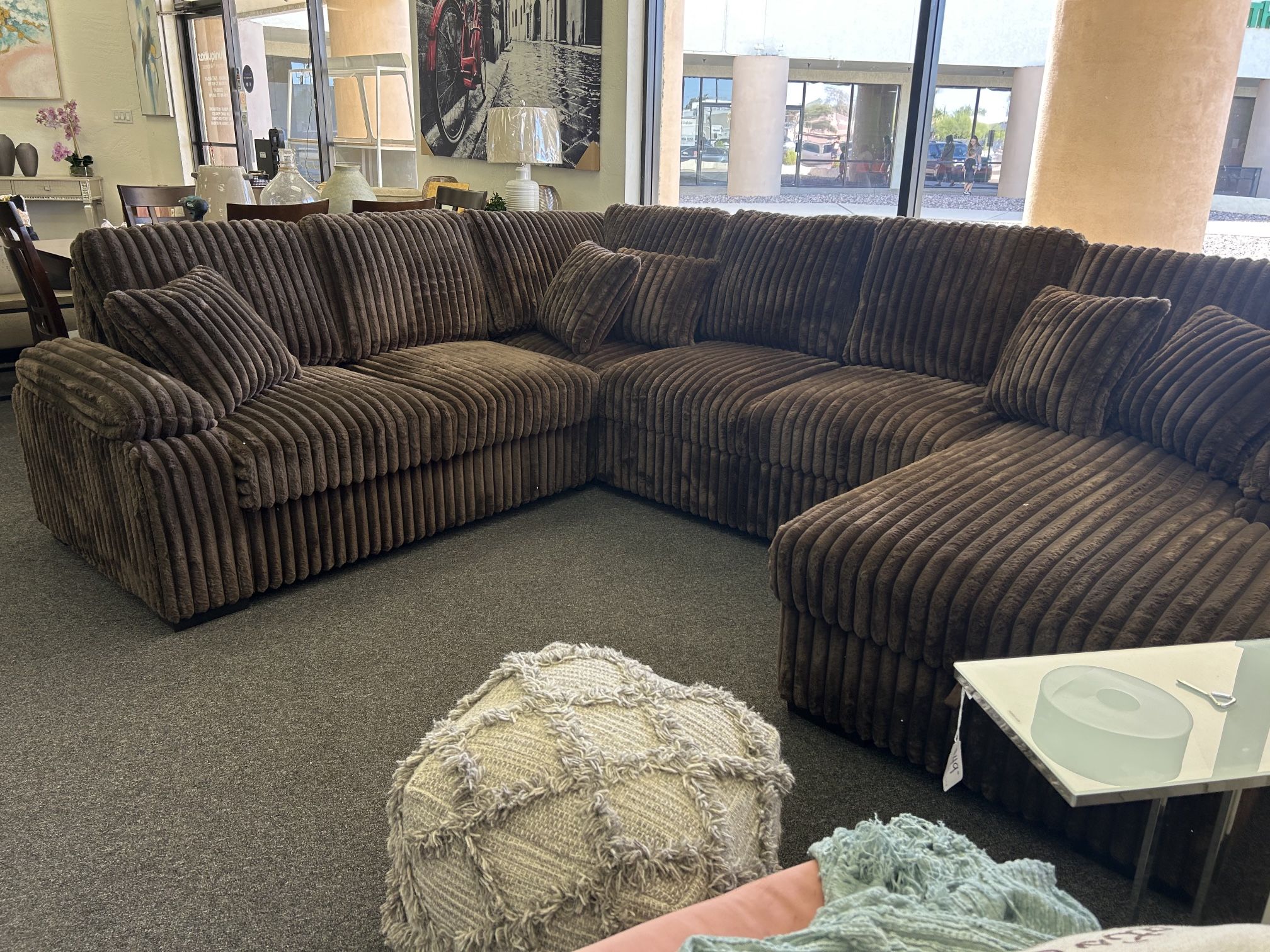 Sleeper Sectional With Storage