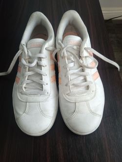 Adidas Womens Pink Cloudfoam Advantage sneakers. ***MOVING OUT SALE***
