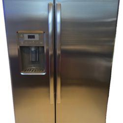 GE Fridge - Like new Condition