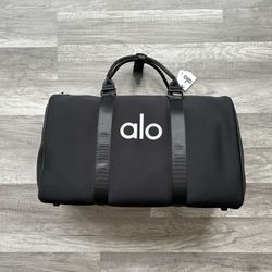 Alo Yoga Traverse Duffle Bag Black New With Tags