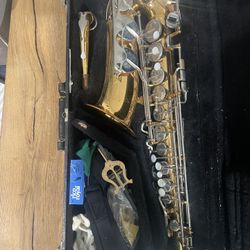 Vito Saxophone  50% Off!!!!