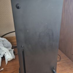Xbox Series X 1TB Disc Bundle