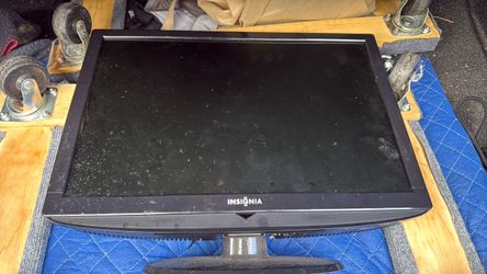 Insignia TV