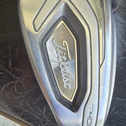 Titleist T400 43 Degree Wedge