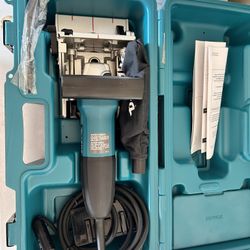 Makita Biscuit Joiner with Case -PJ7000
