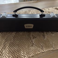 Yamaha YFL-222 Student Flute