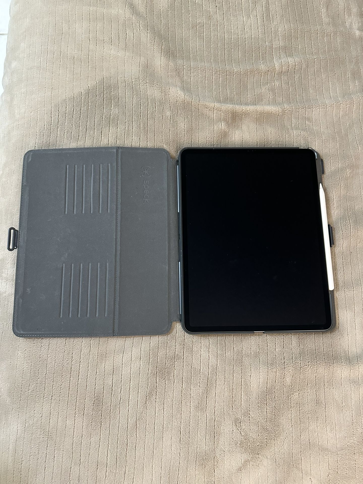 Apple iPad 12.9 4th Generation