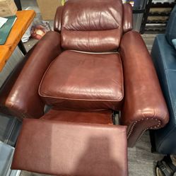 100 % Leather Reclinable Sofa 