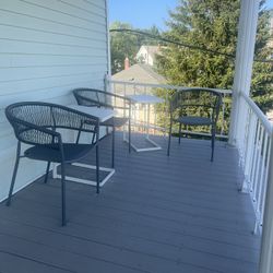 5 piece sectional patio, Balcony or deck  set in good condition.