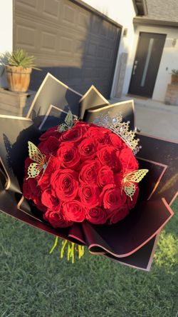Flower Arrangements (low prices!!)