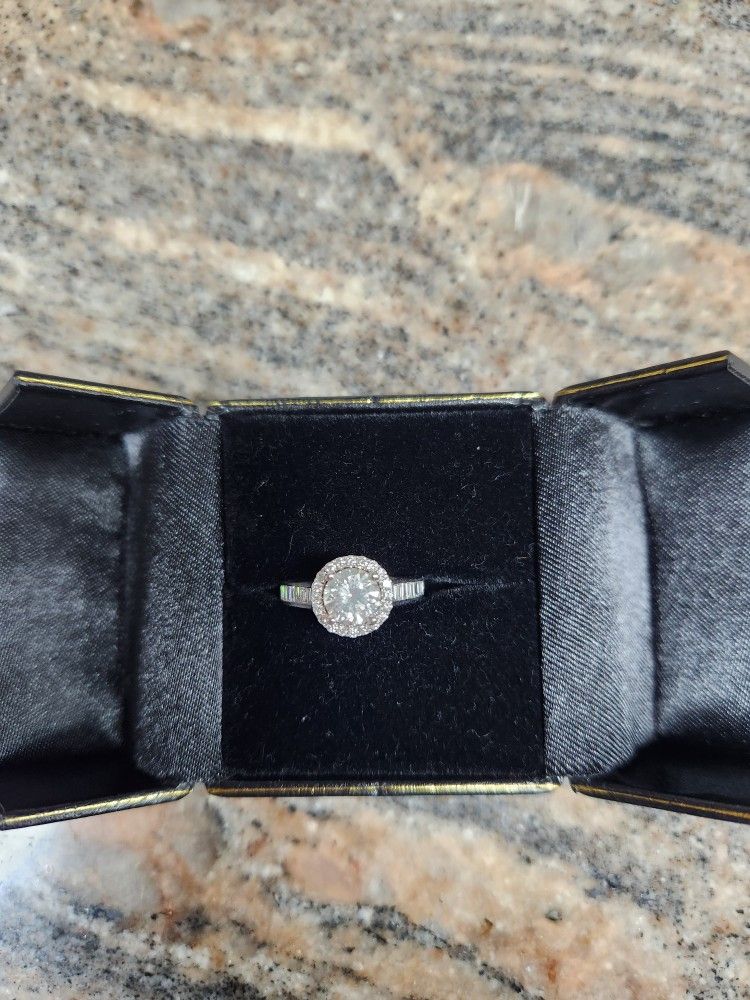 Natural Diamond Engagement Ring