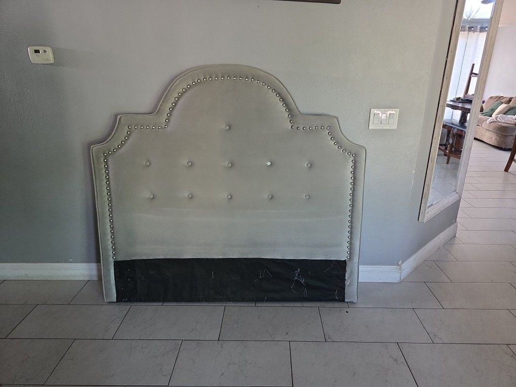 Queen Bed Frame And Head Board