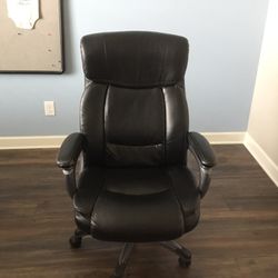 Office Chair Make A Offer