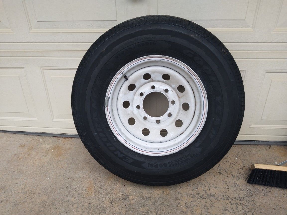 Trailer tire