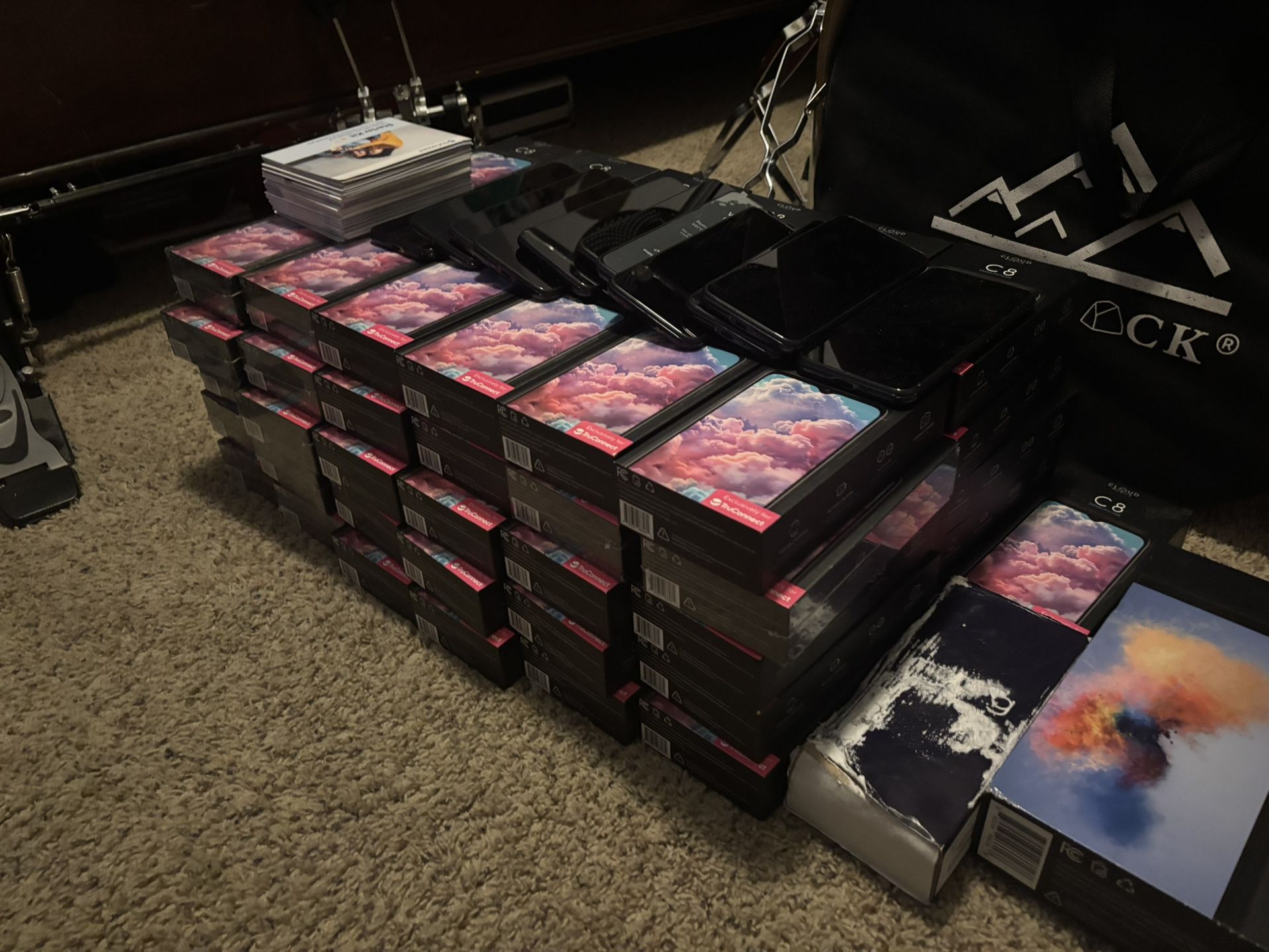 Phones / Sim Cards / Tablet