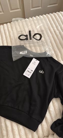 Alo Cropped Accolade Crewneck
