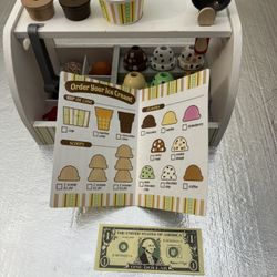 Melissa & Doug Ice Cream Counter