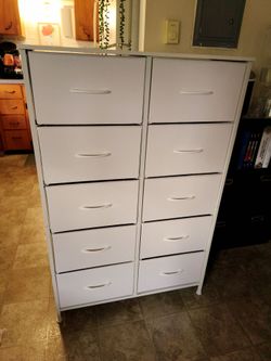 Dresser