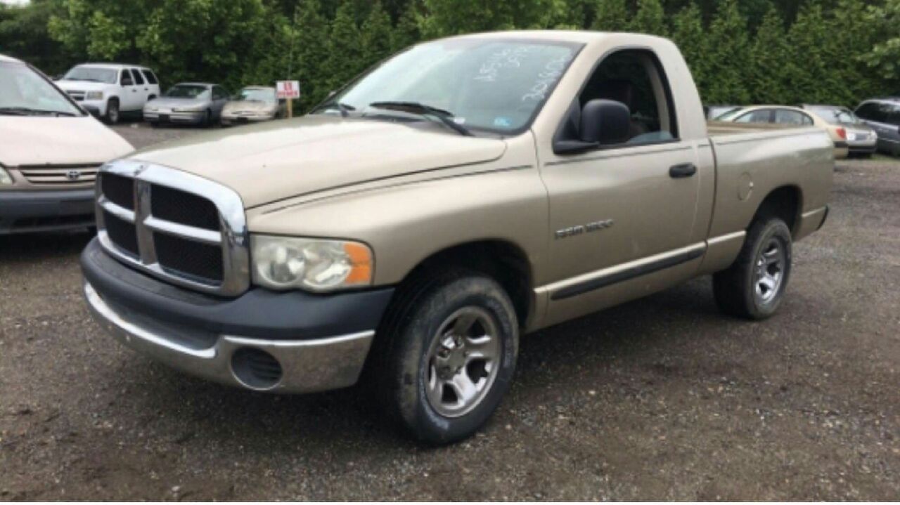 2004 Dodge Ram v6 200k miles runs!!! NEEDS ENGINE