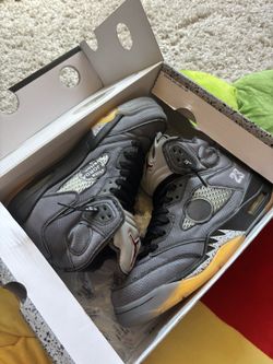 Jordan 5 Off-White “Muslin”