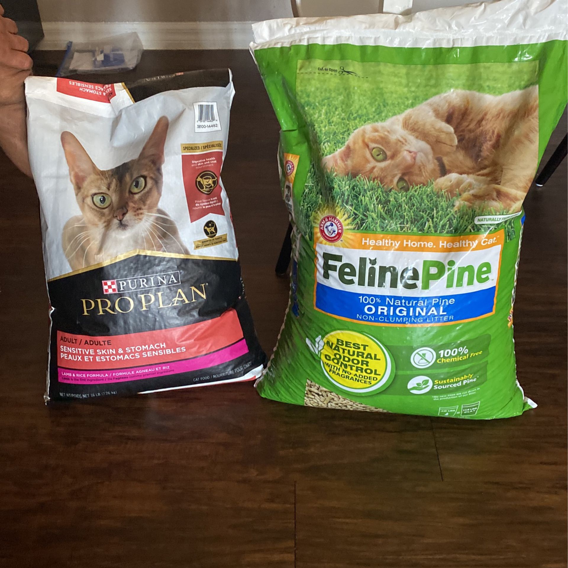 Adult Cat Food And Litter Combo